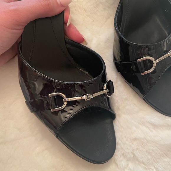 Vintage Gucci Heels - Picture 2 of 4